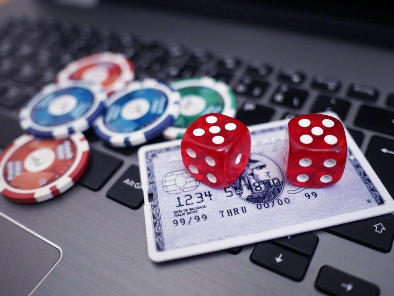 Các sản phẩm game đạt chuẩn Va88 vô cùng hấp dẫn - Va88